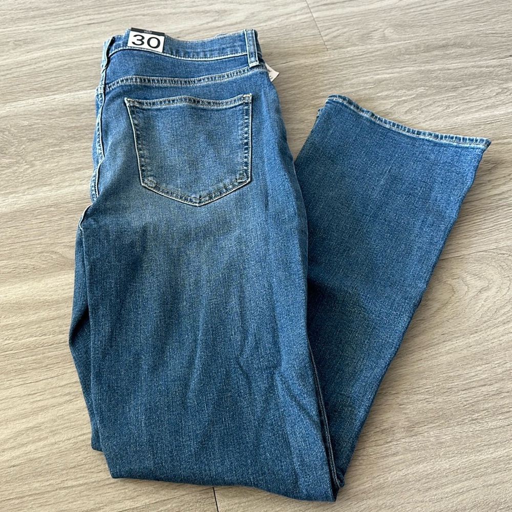 NWT Gap High Rise Kick Fit Jeans